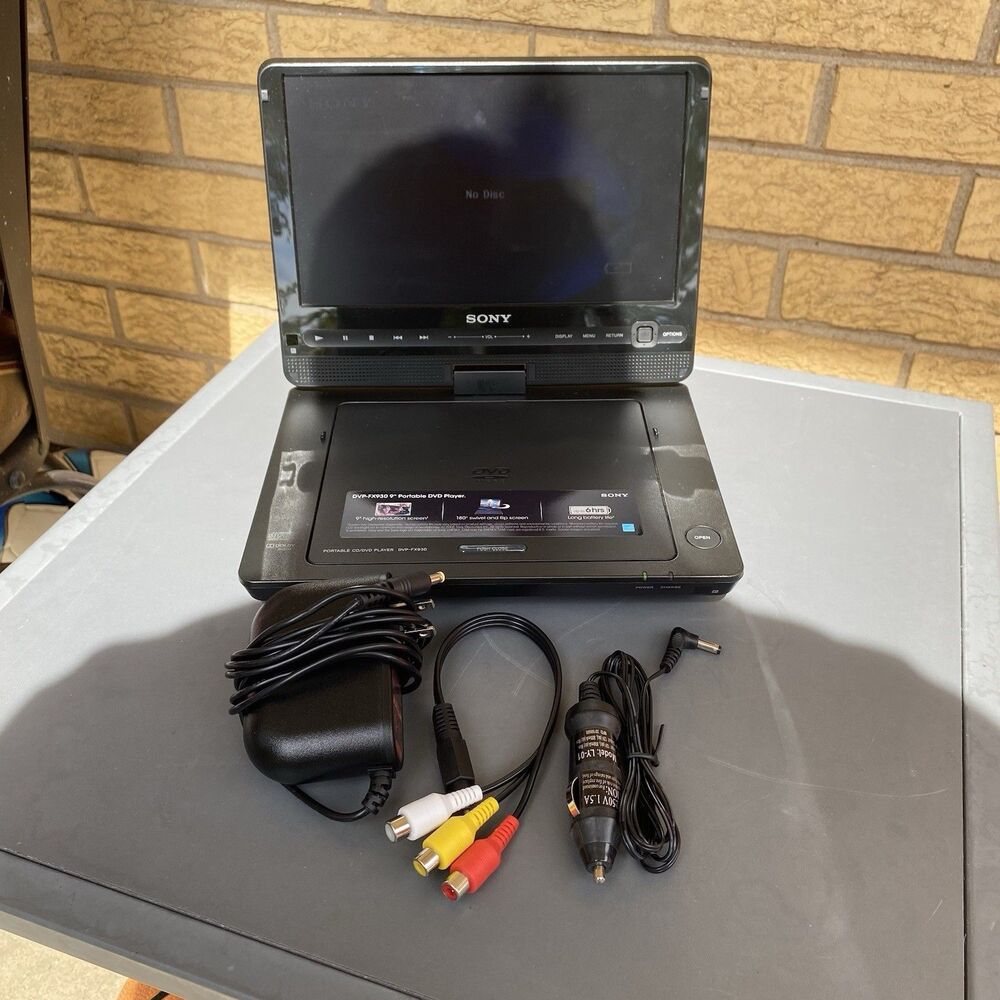 Sony DVP-FX930 9” In Car Portable CD DVD Player Swivel Screen Tested No Remote